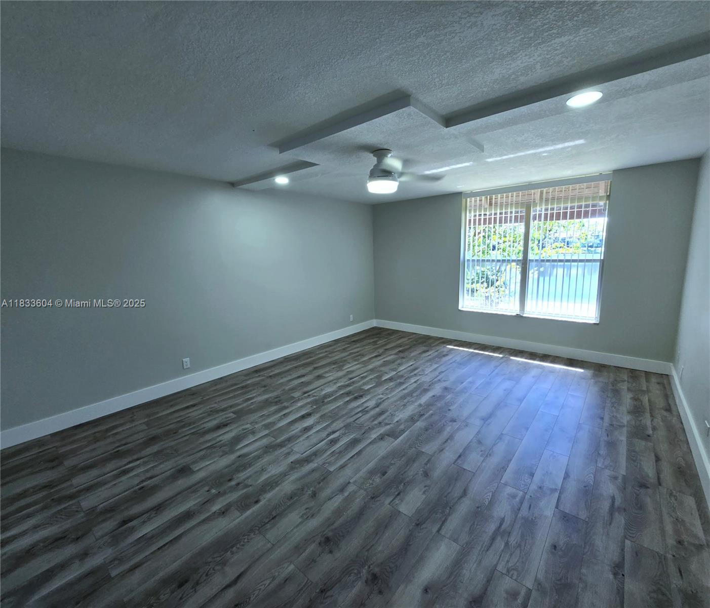 3710 Inverrary 1p Property Photo 21