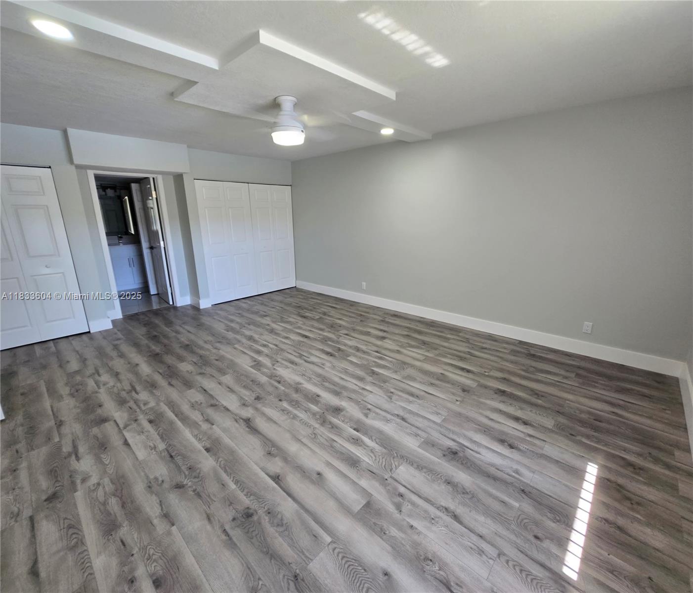 3710 Inverrary 1p Property Photo 22