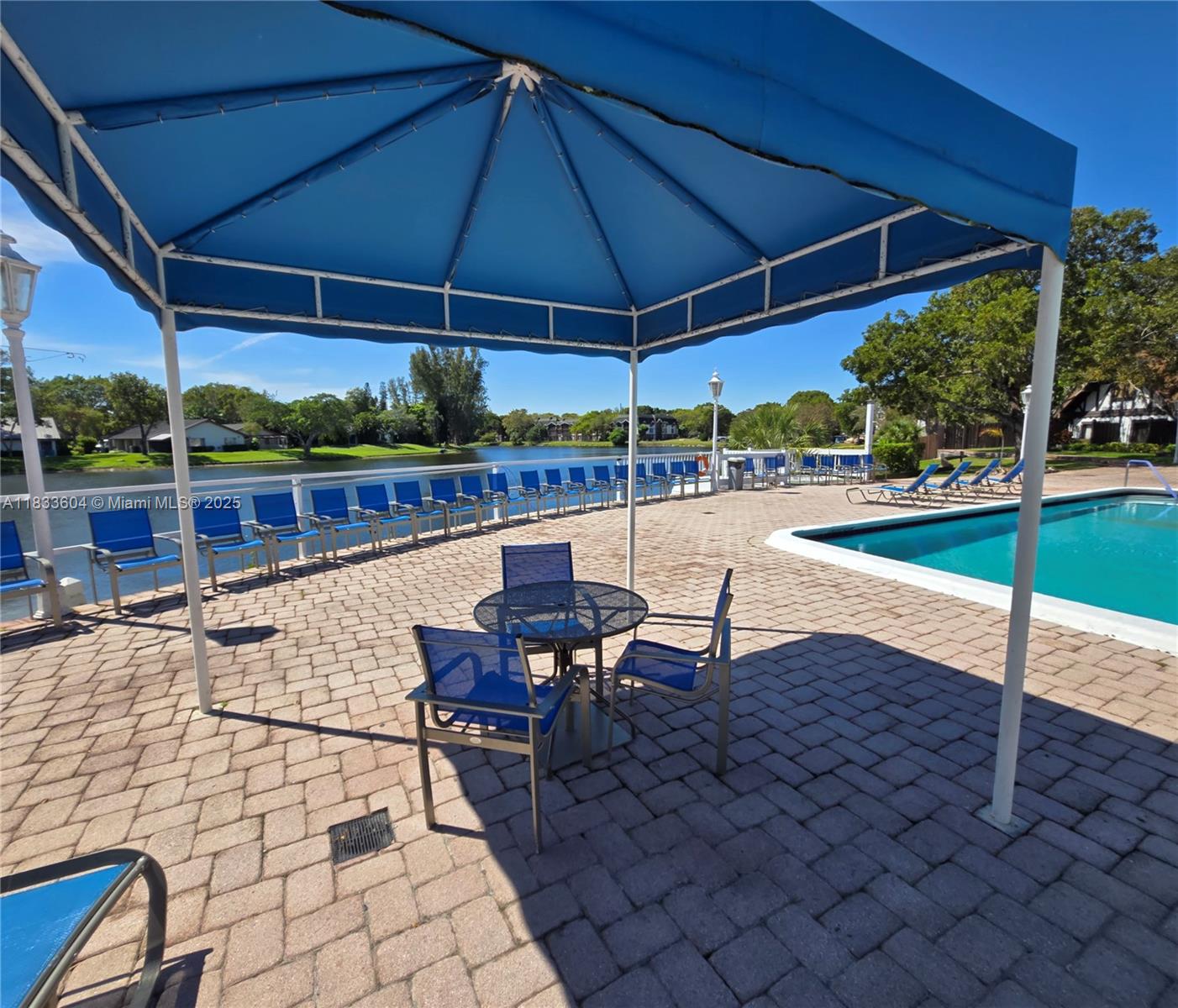 3710 Inverrary 1p Property Photo 33