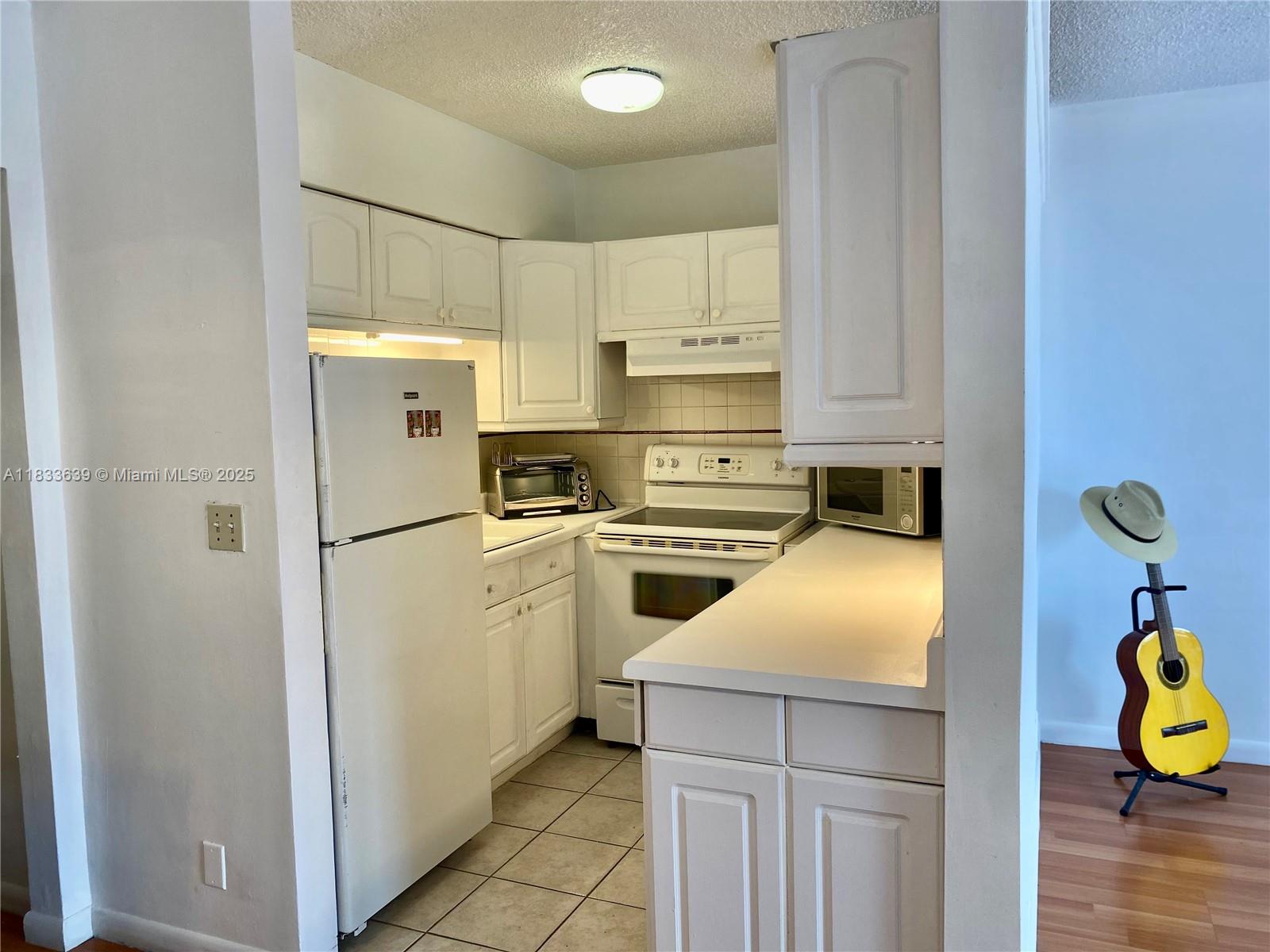 820 Sw 11th Ave 15b Property Photo 4