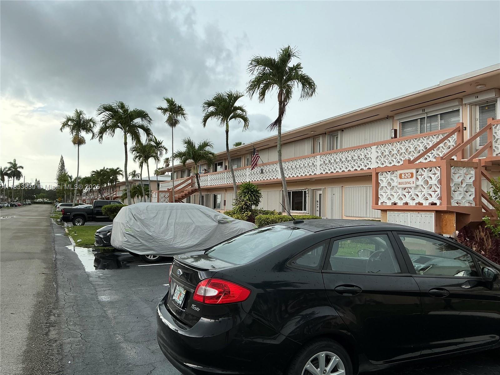 820 Sw 11th Ave 15b Property Photo 26