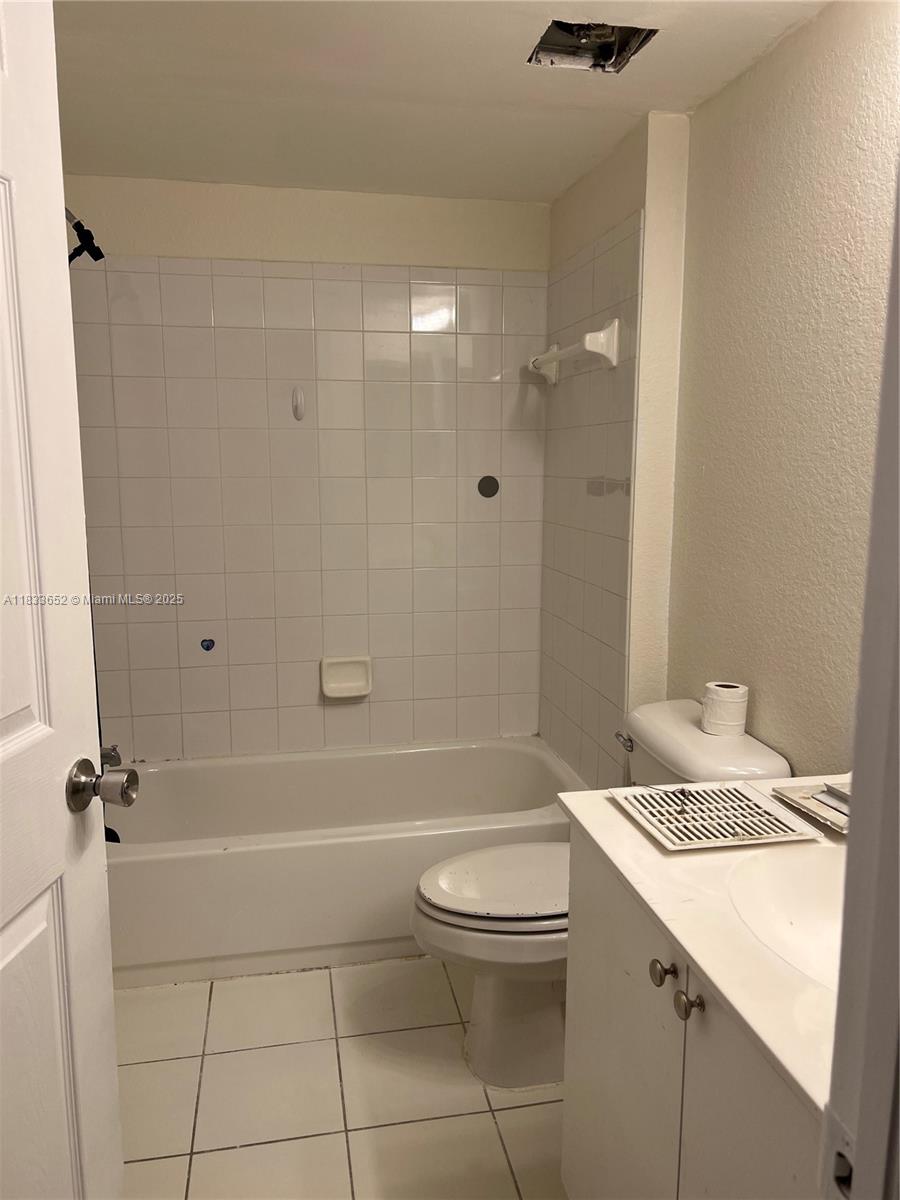 15470 Sw 284th St 3202 Property Photo 11