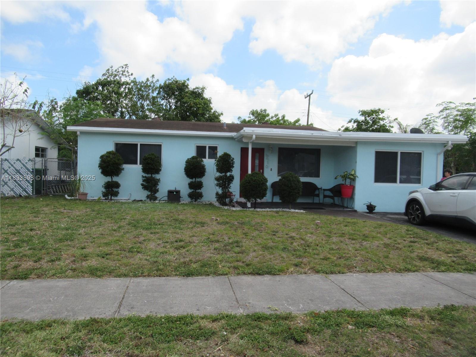 6910 Sw 26th Ct Property Photo 1