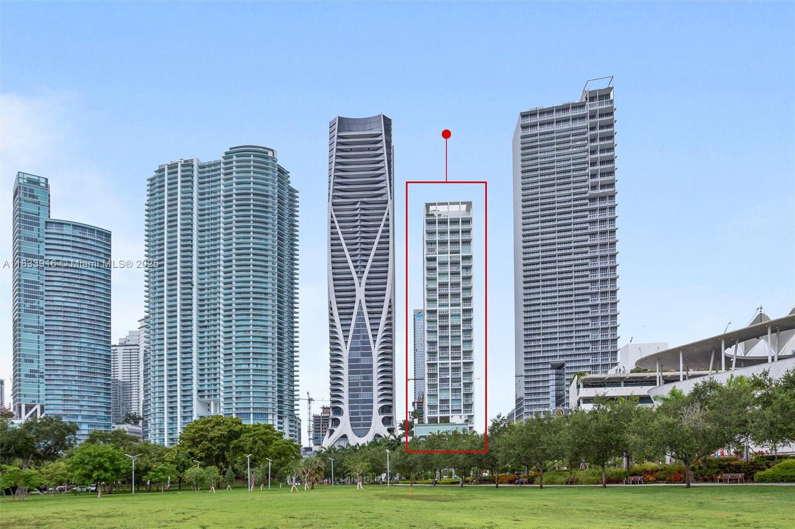 1040 Biscayne Blvd 2108 Property Photo 1