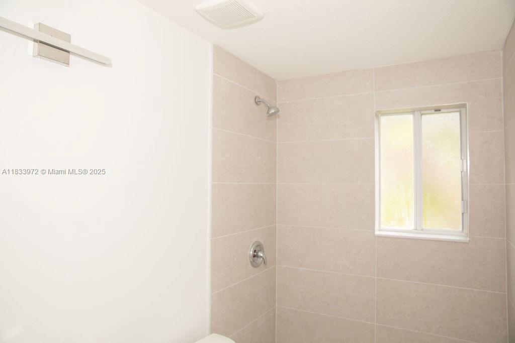 273 Se 32nd Ave Property Photo 19