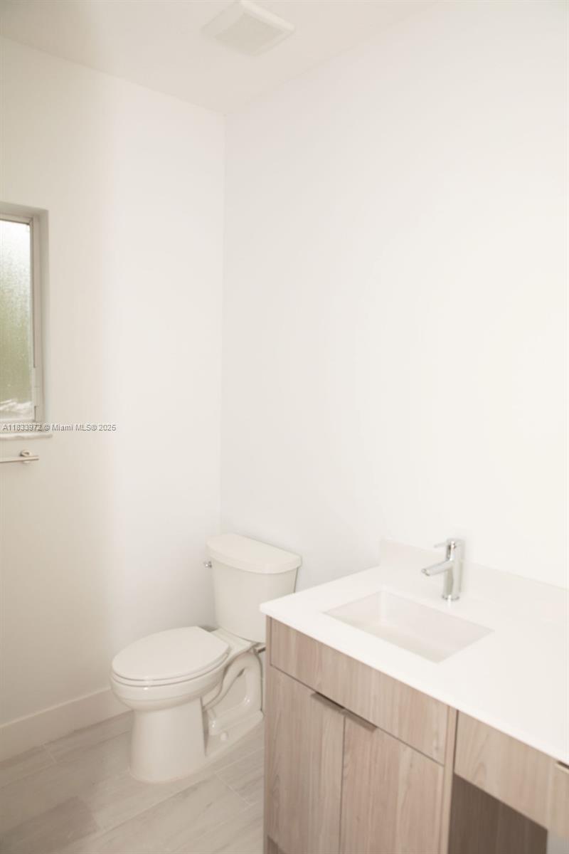 273 Se 32nd Ave Property Photo 45