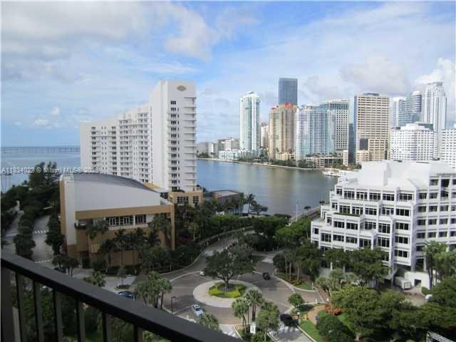 520 Brickell Key Dr A1519 Property Photo 1