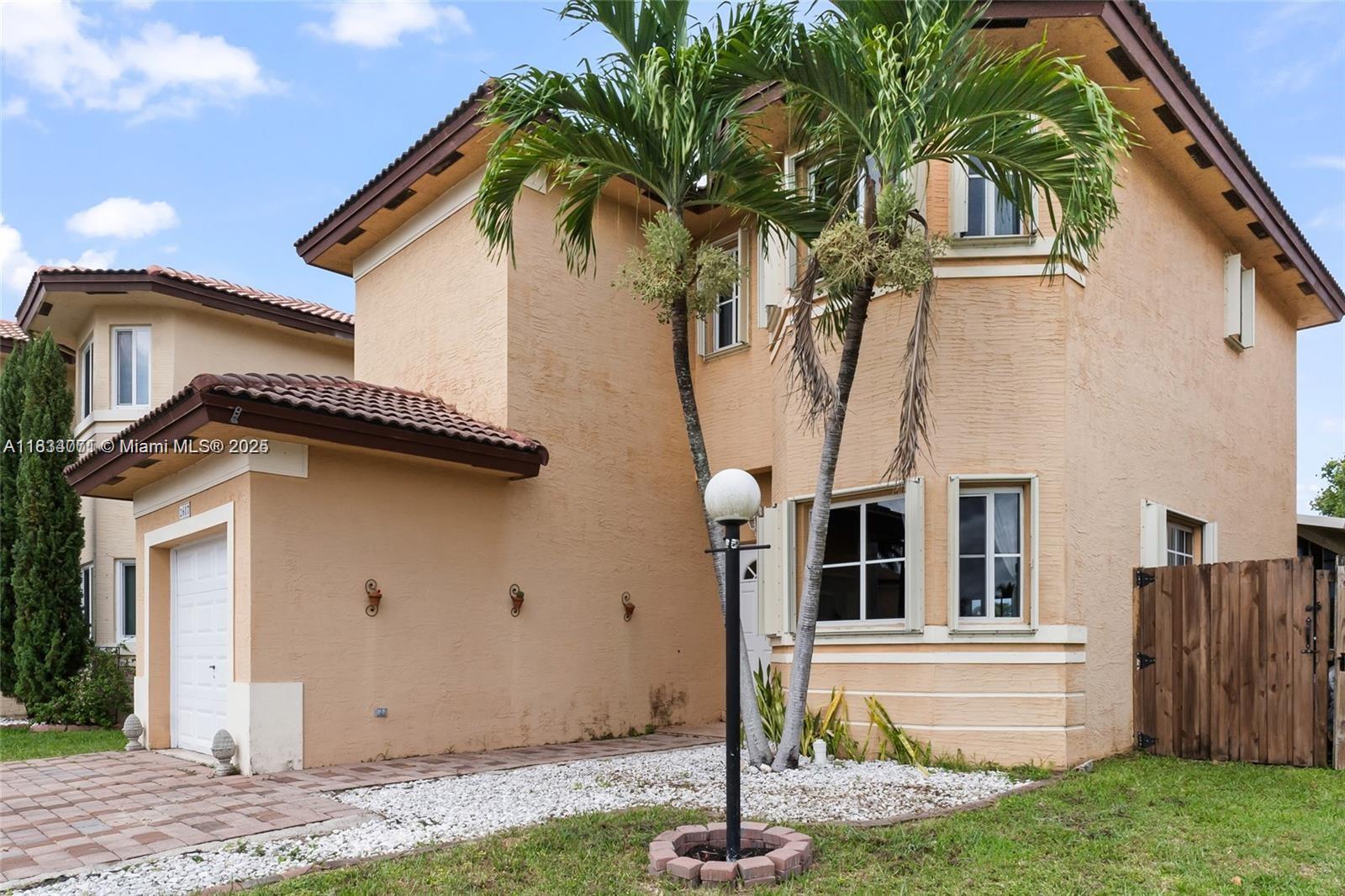 2617 Ne 41st Cir Property Photo 2