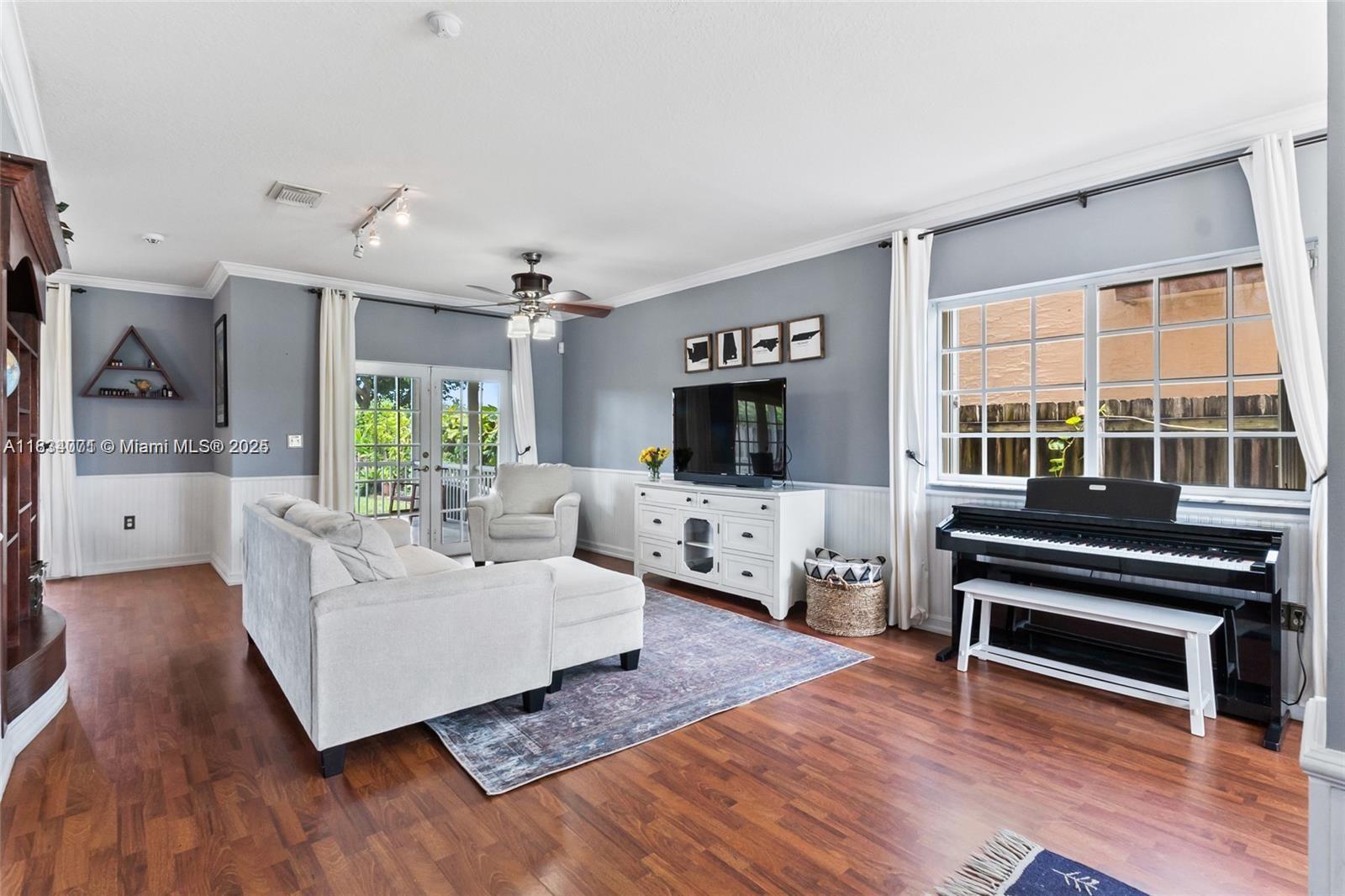 2617 Ne 41st Cir Property Photo 3