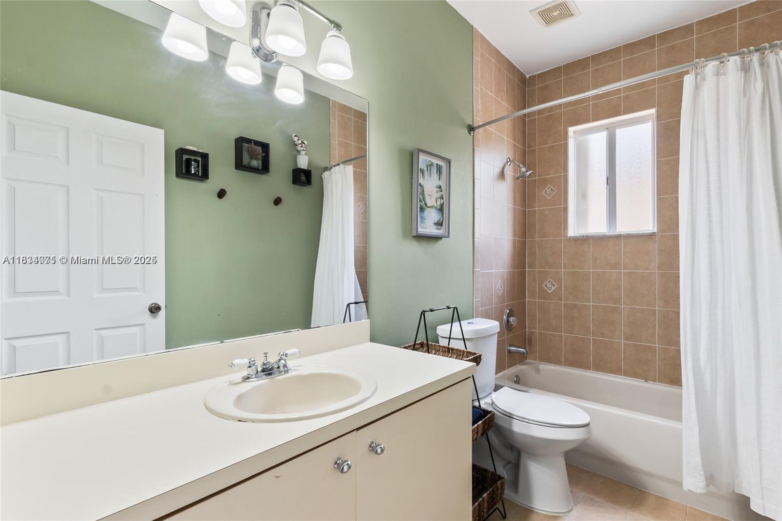 2617 Ne 41st Cir Property Photo 17