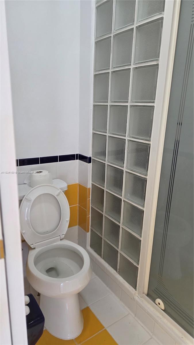 1245 Coral Ln Property Photo 12