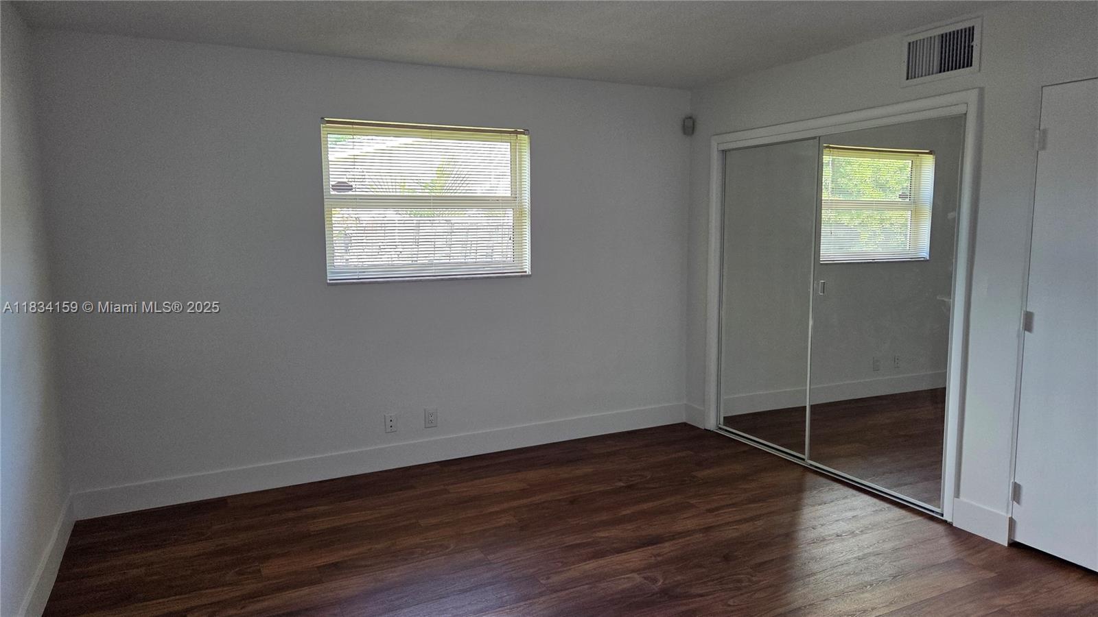 1245 Coral Ln Property Photo 16