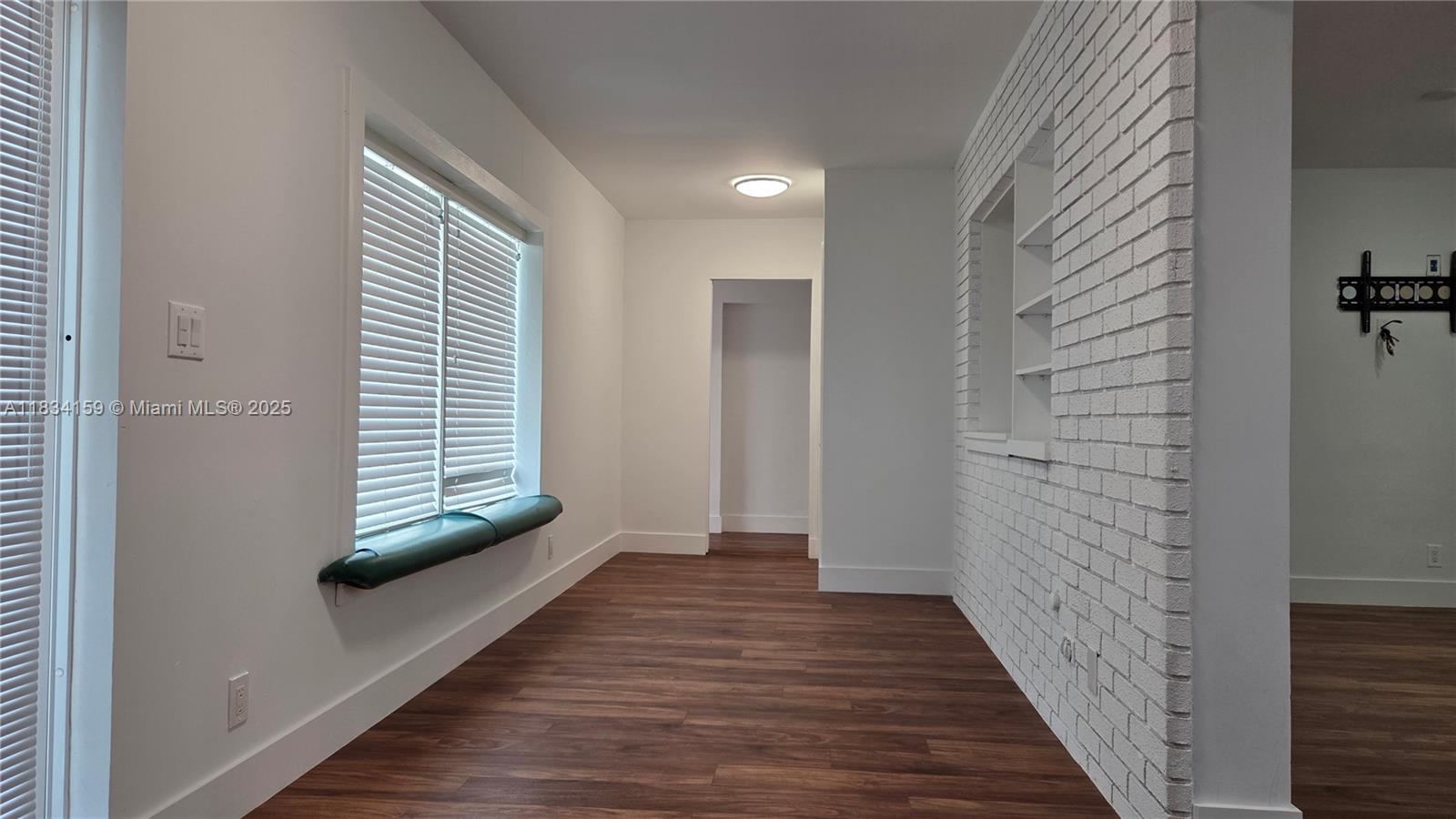 1245 Coral Ln Property Photo 21