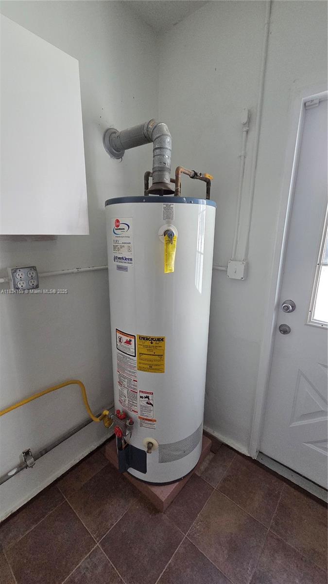 1245 Coral Ln Property Photo 47