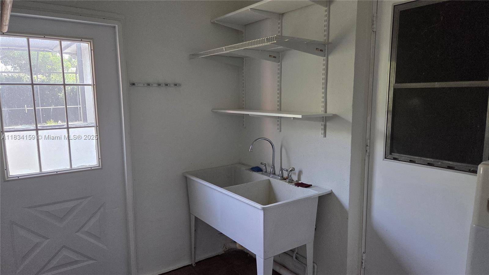 1245 Coral Ln Property Photo 51