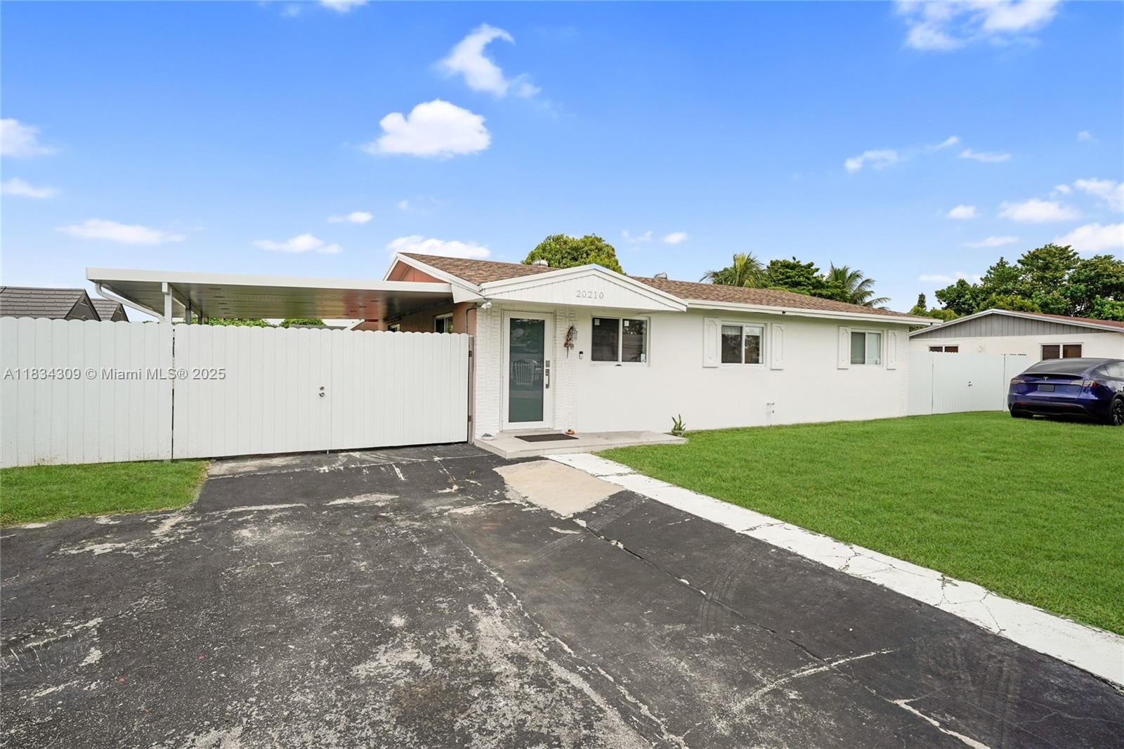 20210 Sw 112th Pl Property Photo 27