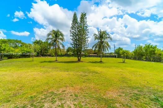 20890 Sw 240th St Property Photo 36