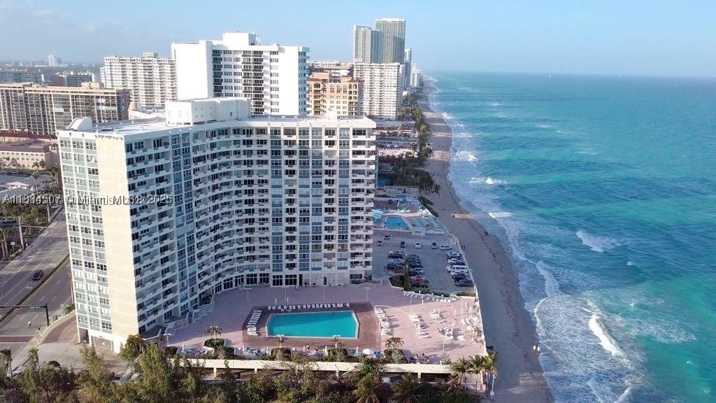 3180 S Ocean Dr 1602 Property Photo 2