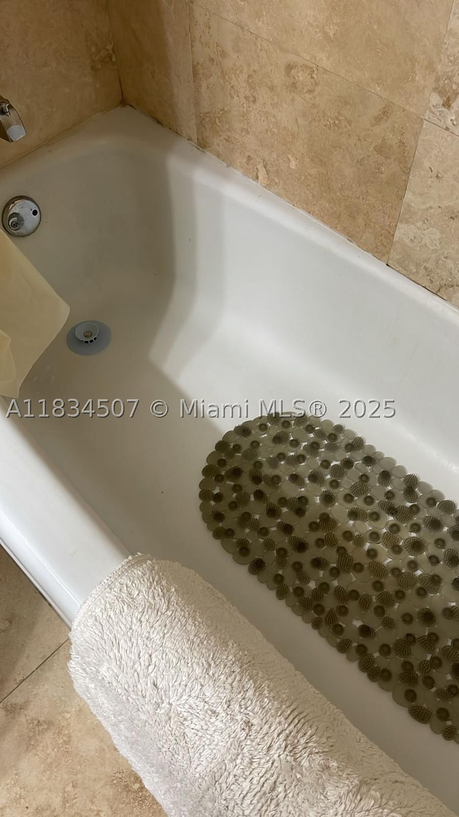 3180 S Ocean Dr 1602 Property Photo 18