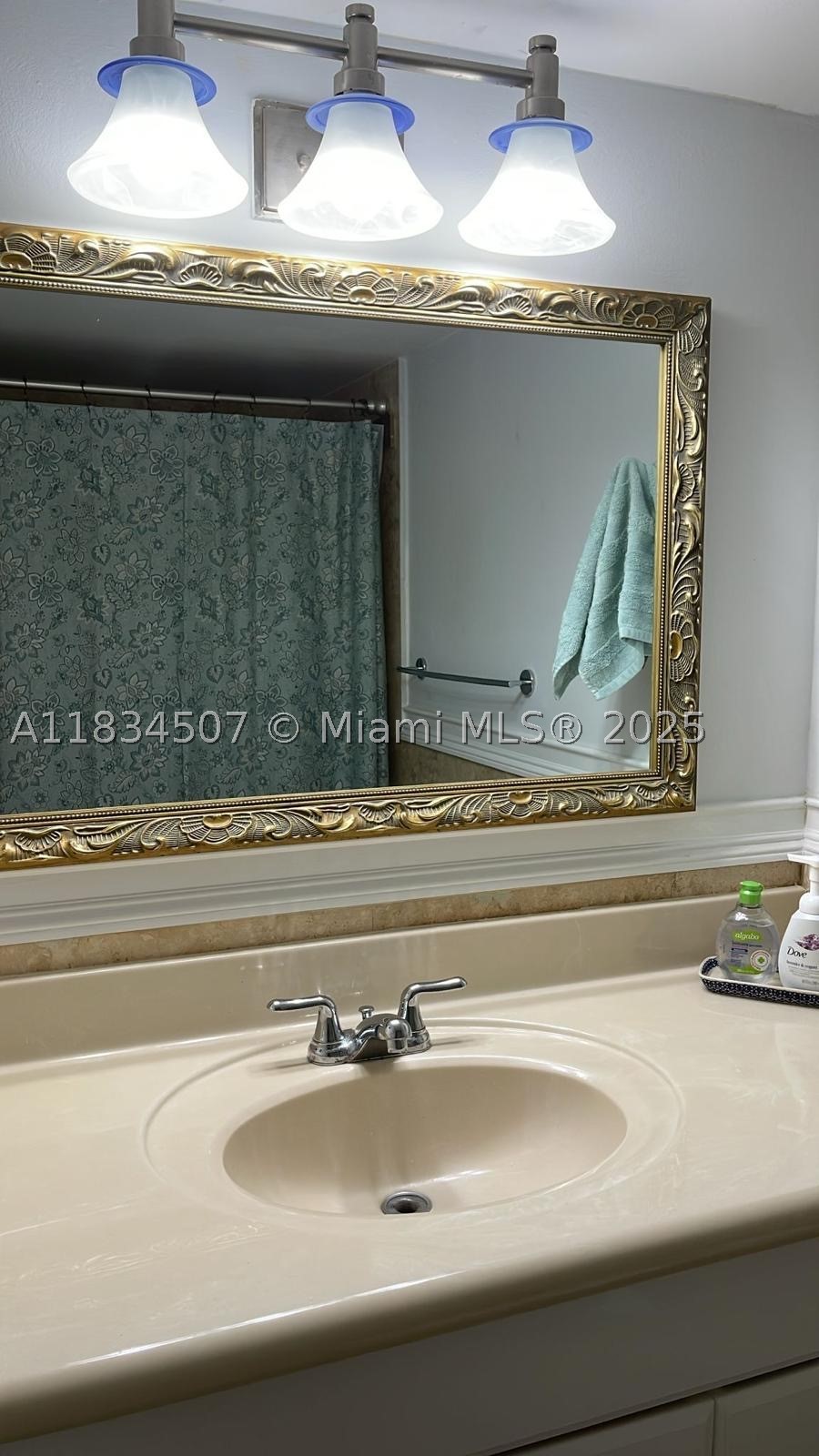 3180 S Ocean Dr 1602 Property Photo 22