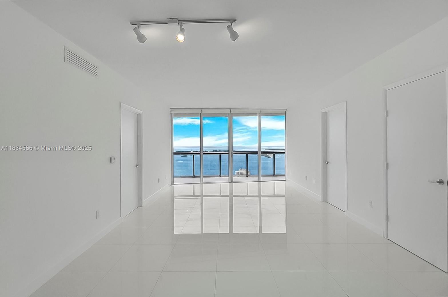 465 Brickell Ave 4505 Property Photo 8