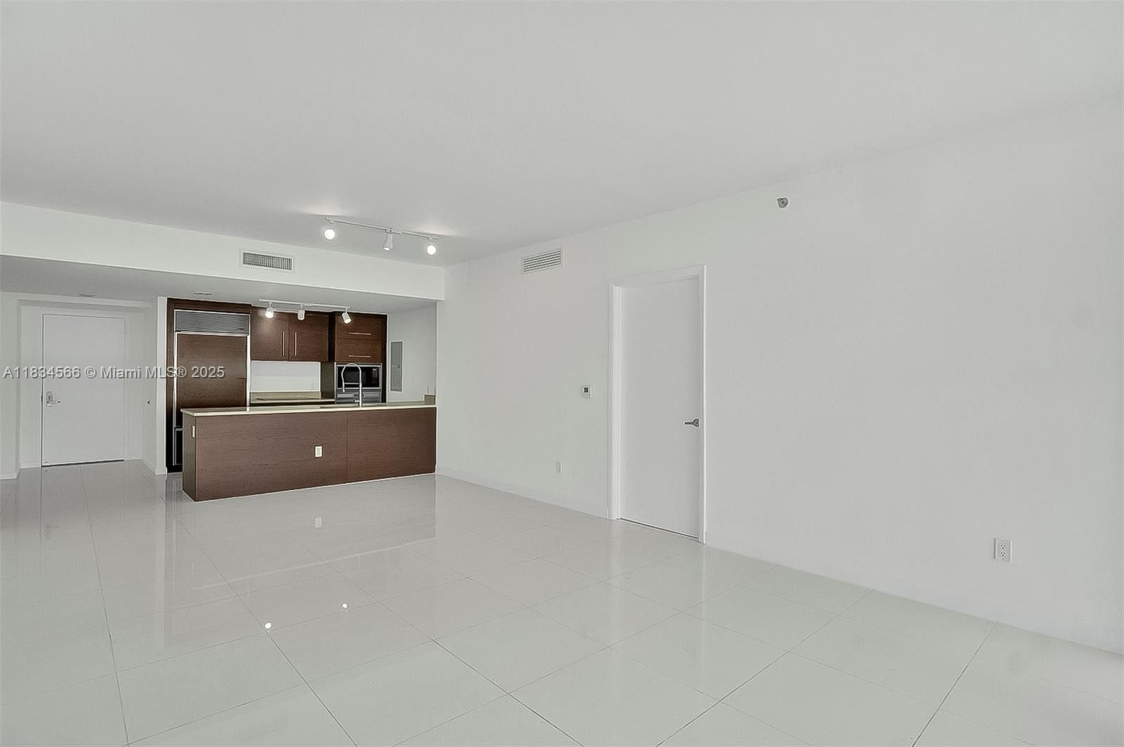465 Brickell Ave 4505 Property Photo 11