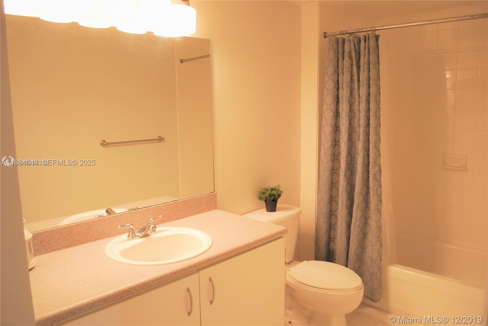 816 Nw 11th St 801 Property Photo 36