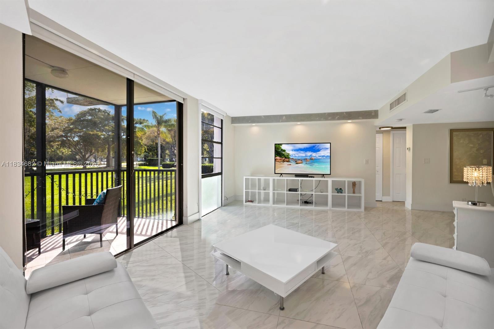 3101 N Country Club Dr 105 Property Photo 3