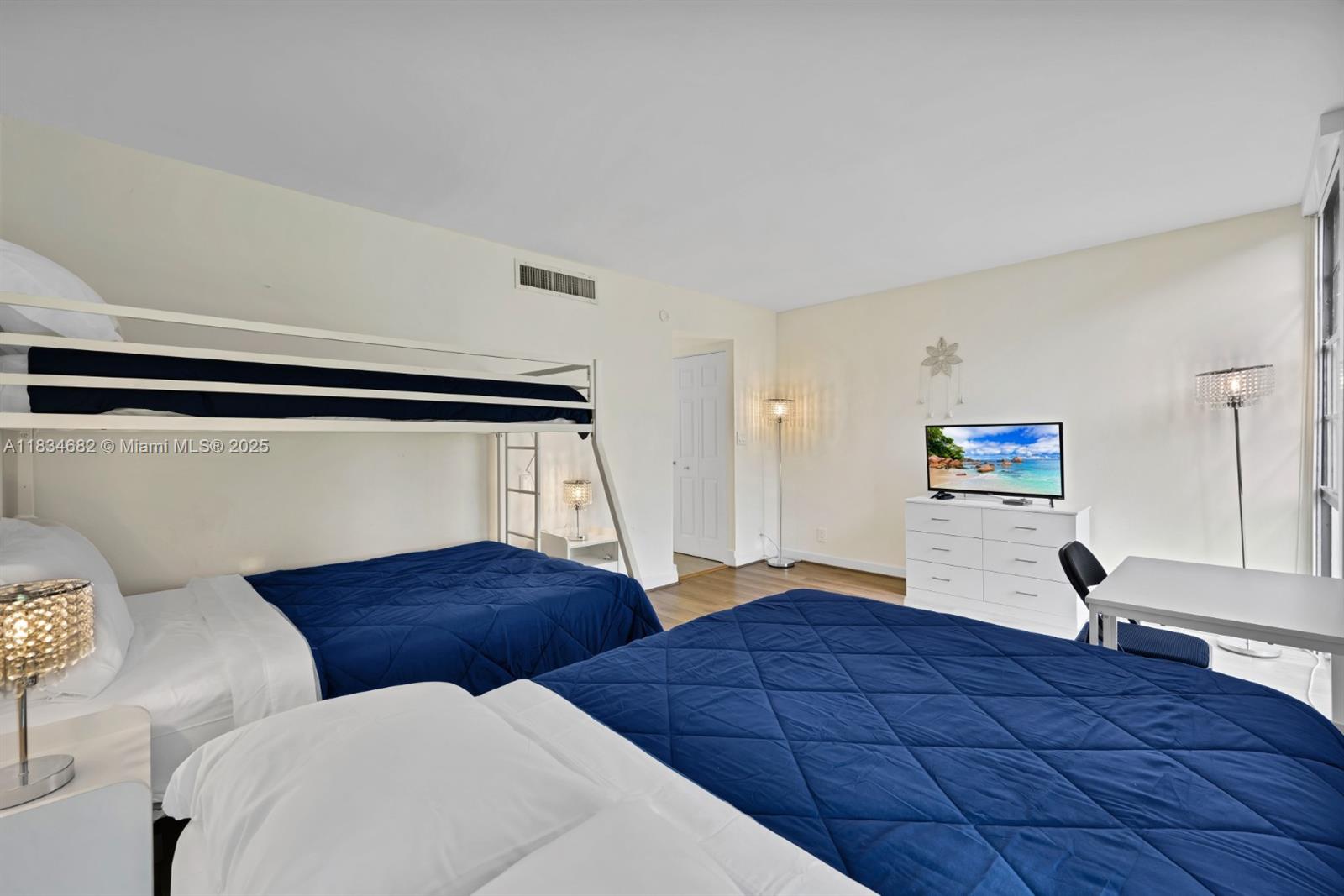 3101 N Country Club Dr 105 Property Photo 12