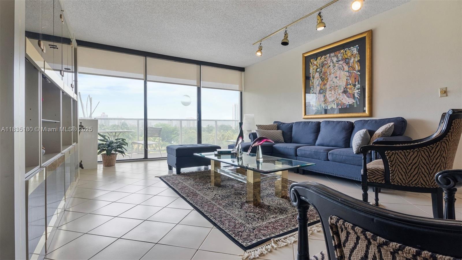 3701 N Country Club Dr 606 Property Photo 3