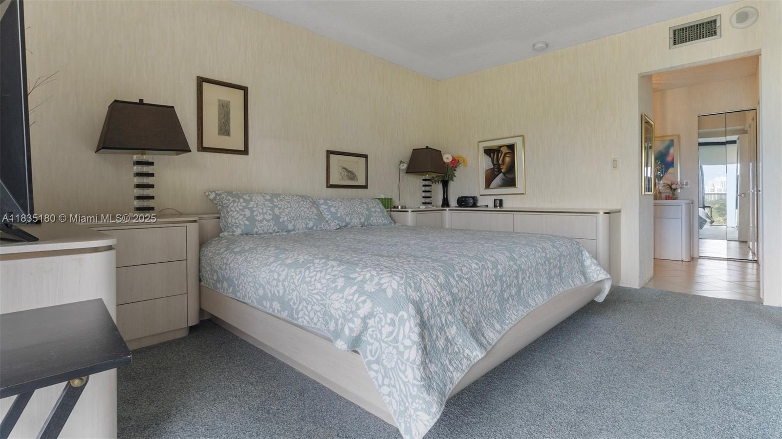 3701 N Country Club Dr 606 Property Photo 11