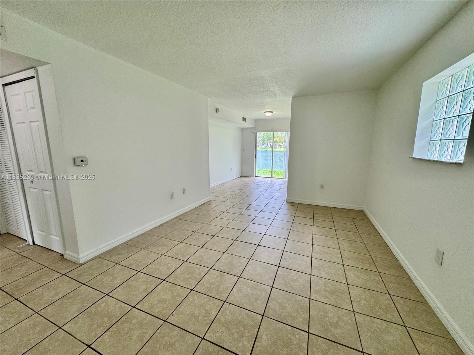 2920 Se 13th Ave 106-51 Property Photo 4
