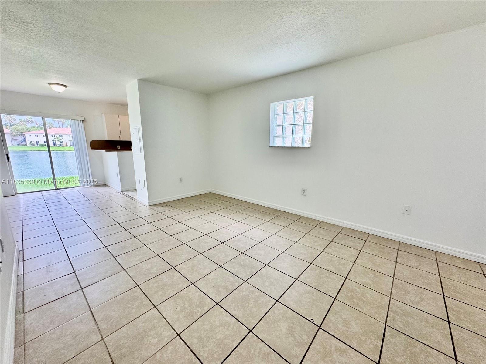 2920 Se 13th Ave 106-51 Property Photo 5