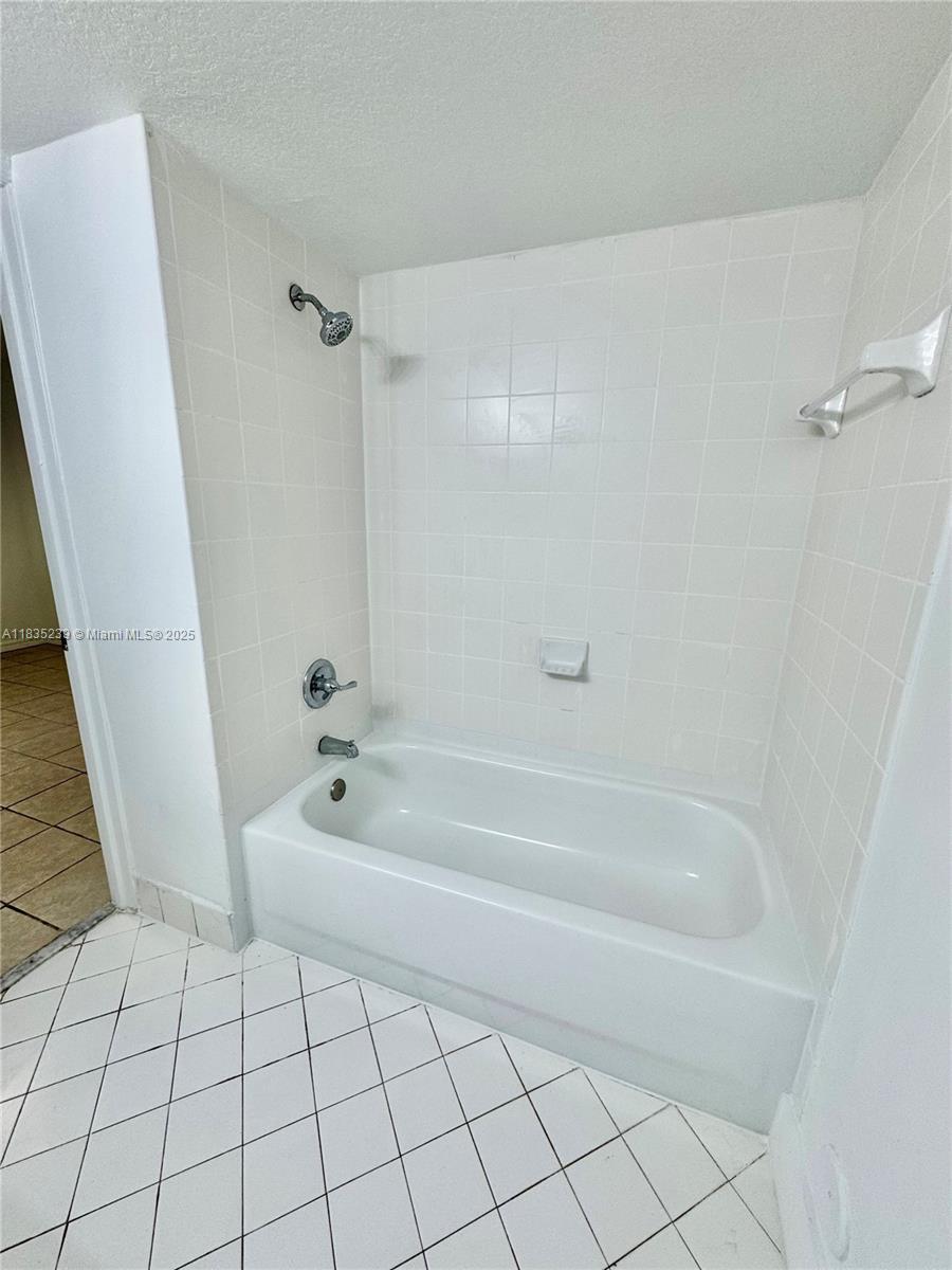 2920 Se 13th Ave 106-51 Property Photo 27