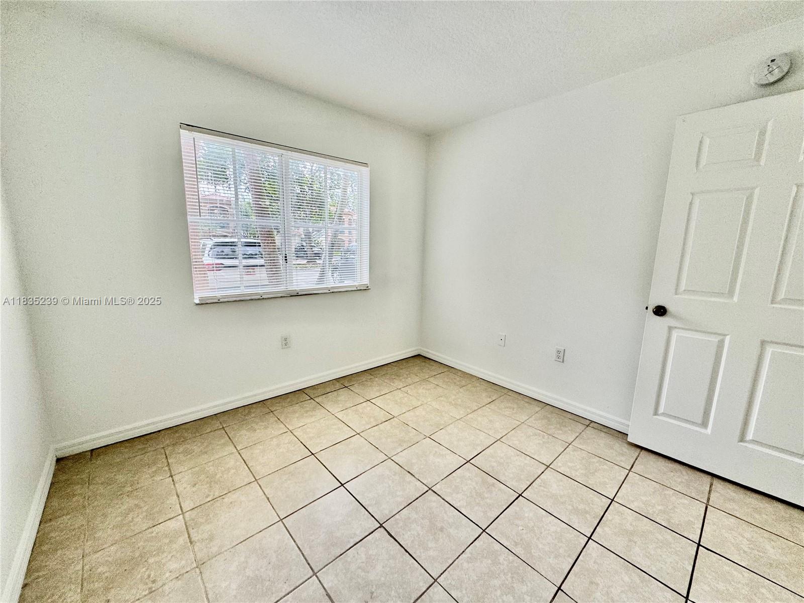 2920 Se 13th Ave 106-51 Property Photo 30