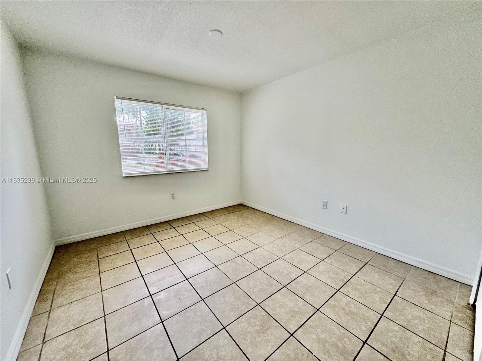 2920 Se 13th Ave 106-51 Property Photo 34
