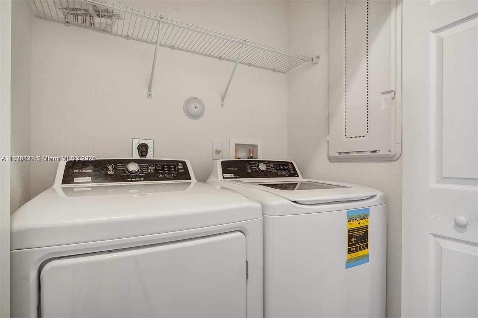 18546 Sw 2nd St Property Photo 4