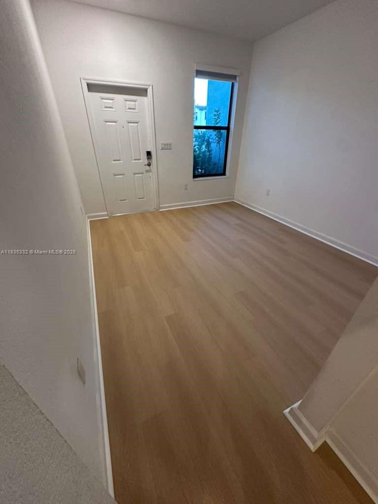 18546 Sw 2nd St Property Photo 5