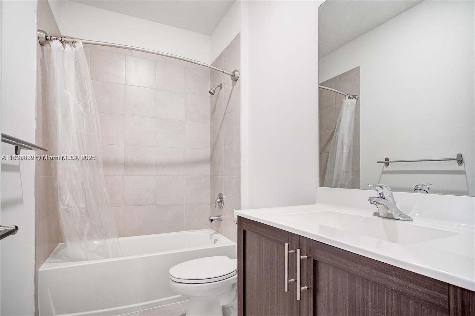 18546 Sw 2nd St Property Photo 13