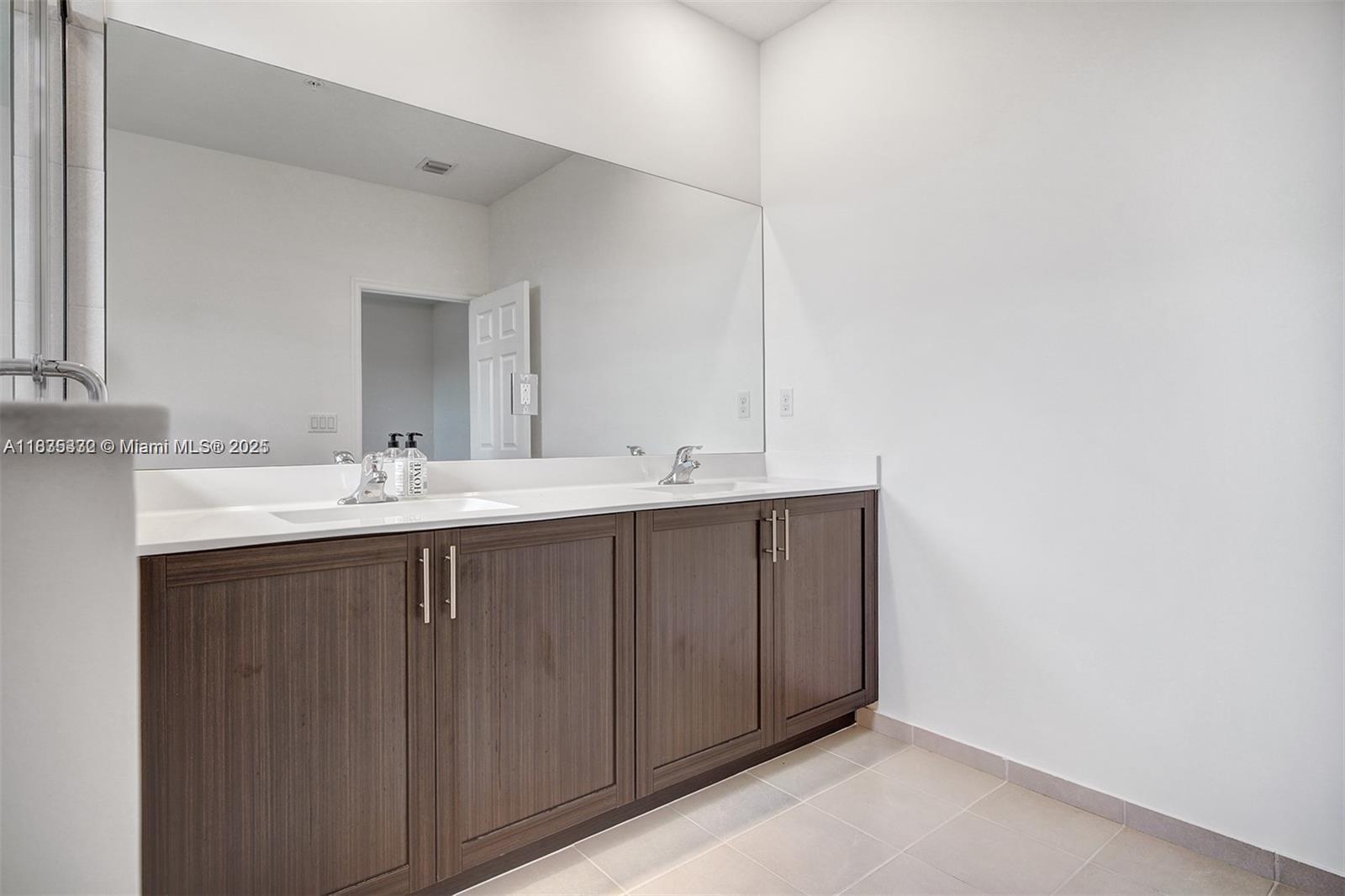 18546 Sw 2nd St Property Photo 28