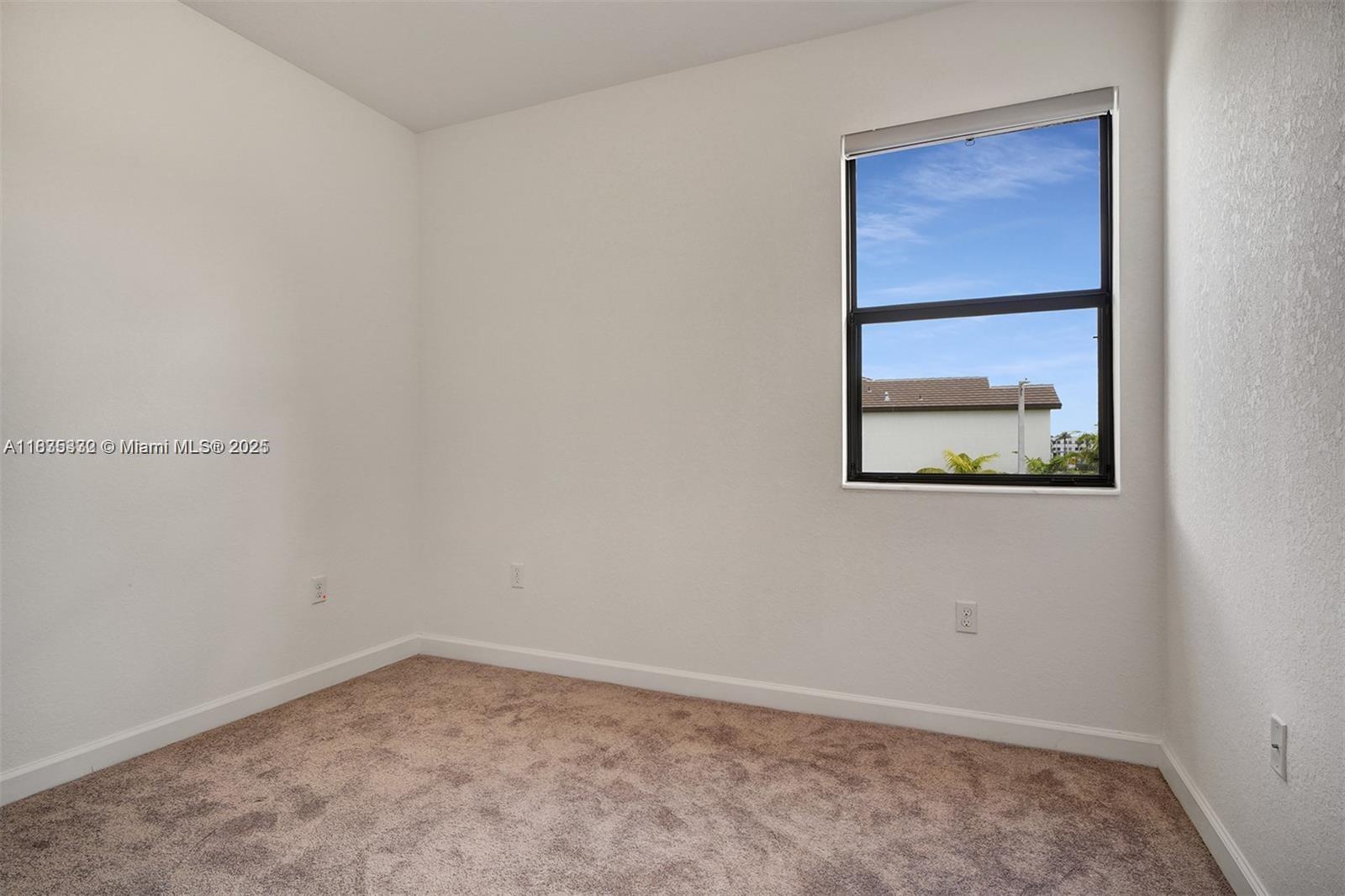 18546 Sw 2nd St Property Photo 32