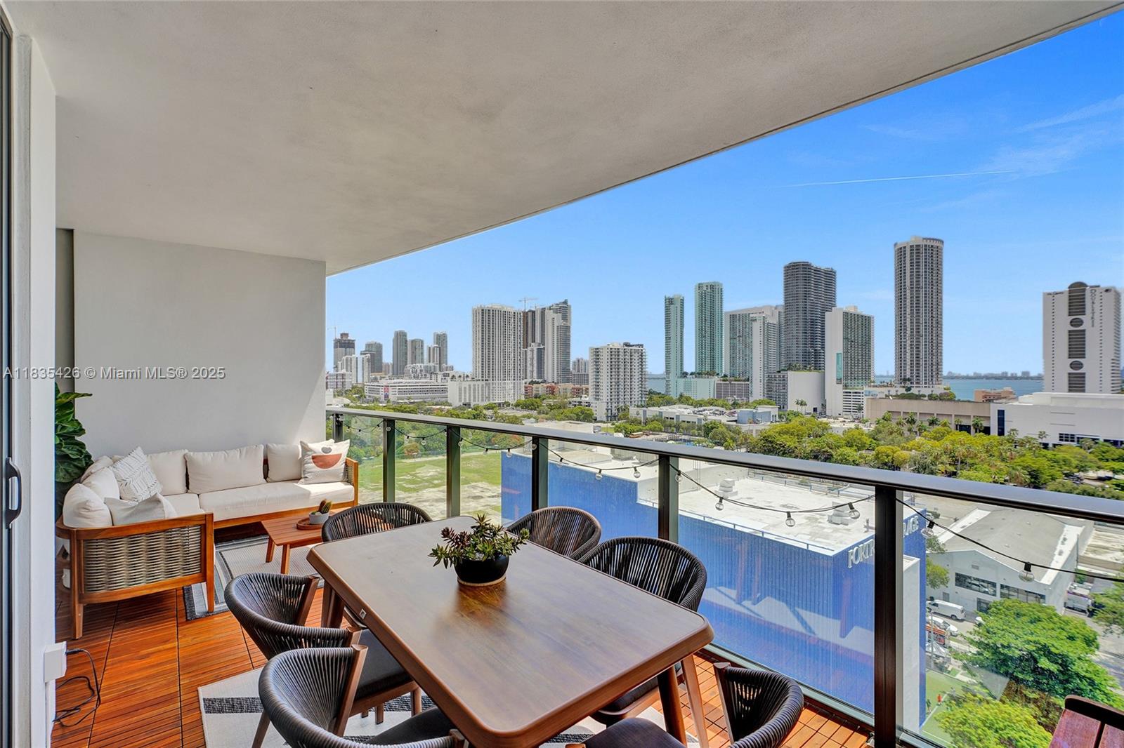 1600 Ne 1st Ave 1105 Property Photo 1