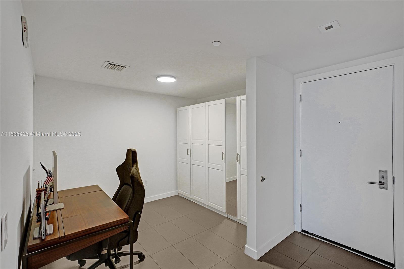 1600 Ne 1st Ave 1105 Property Photo 12