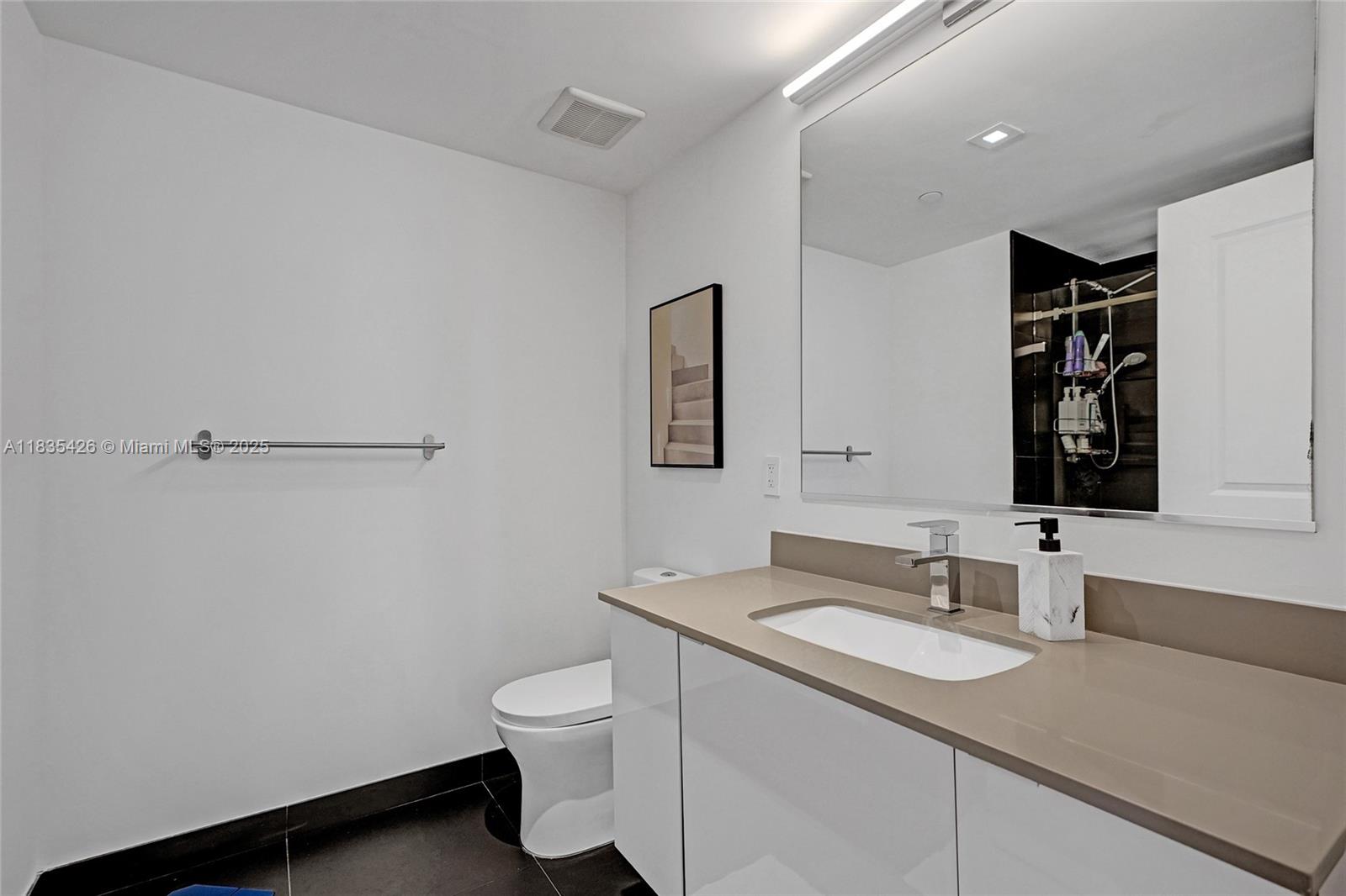 1600 Ne 1st Ave 1105 Property Photo 15