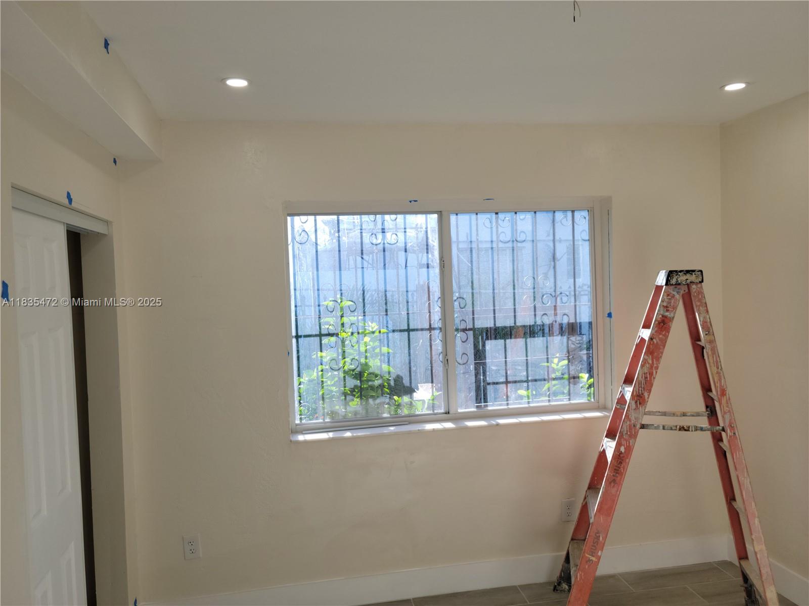 150 Ne 82nd Ter 2 Property Photo 1