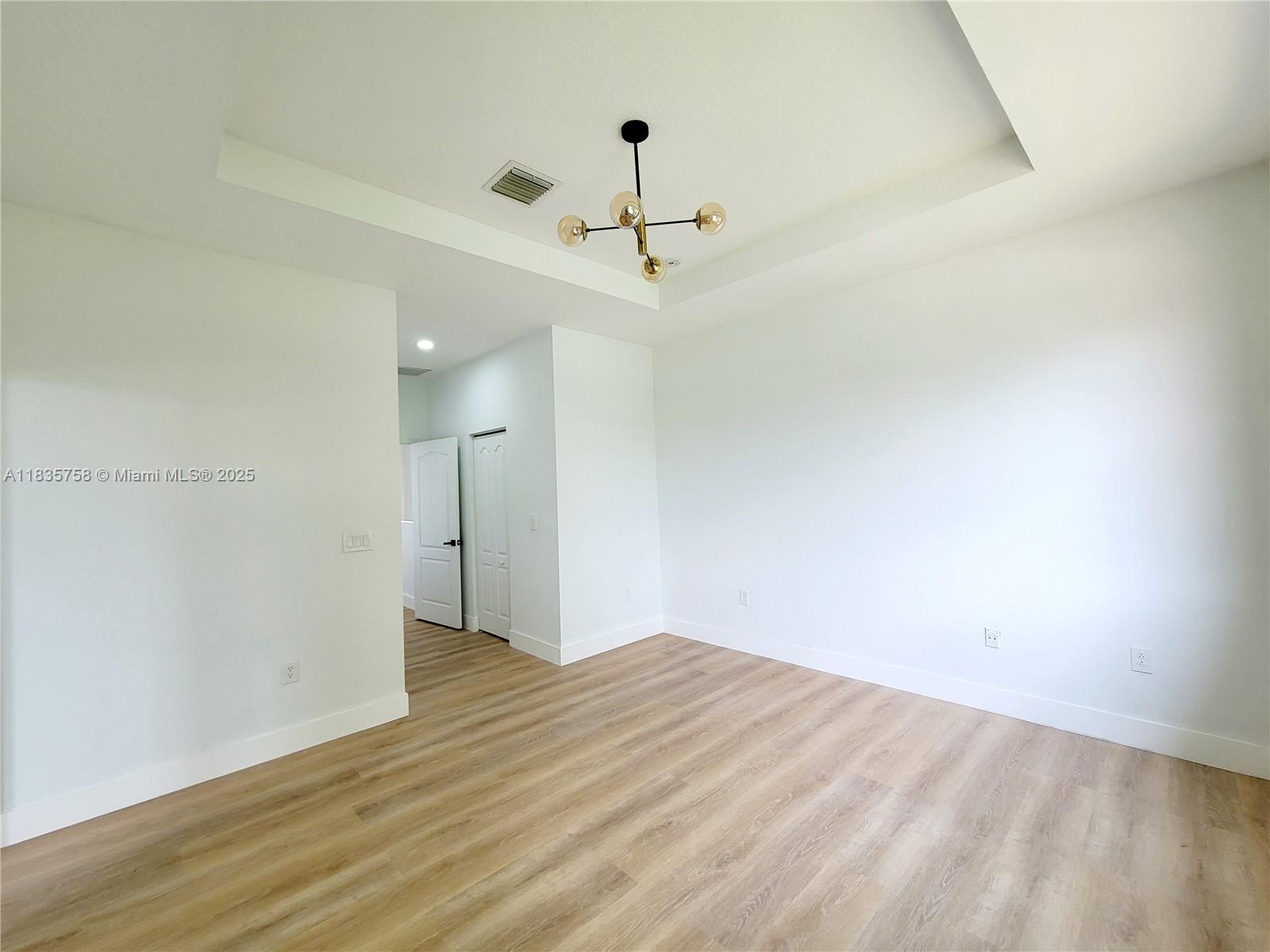 3790 Ne 9th Ct Property Photo 26