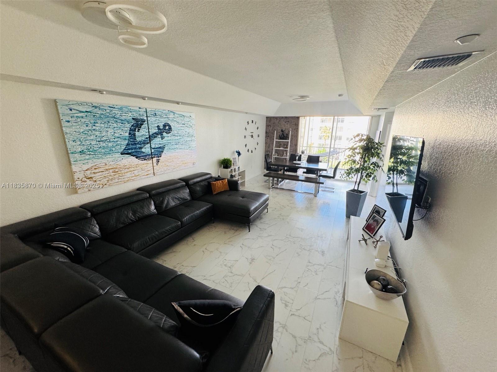 10700 Nw 66th St 414 Property Photo 9