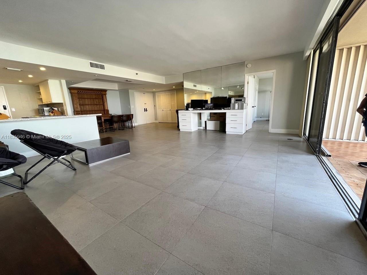 11113 Biscayne Blvd 1956 Property Photo 4