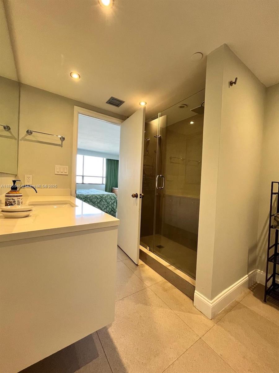 11113 Biscayne Blvd 1956 Property Photo 10