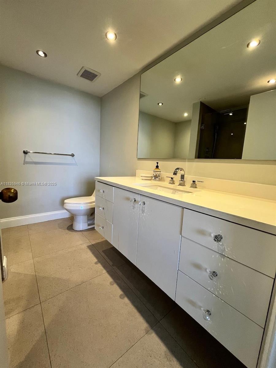 11113 Biscayne Blvd 1956 Property Photo 12